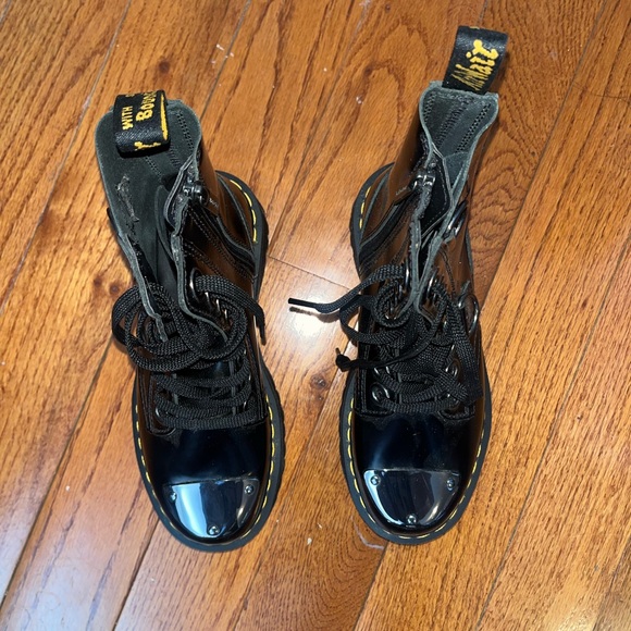 Dr. Martens Jadon Boot Toe Guard Leather Platforms - Picture 2 of 3